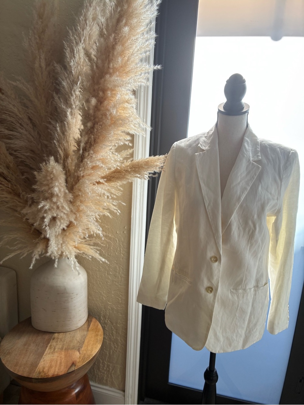 Women's Cream Single-Breasted Blazer